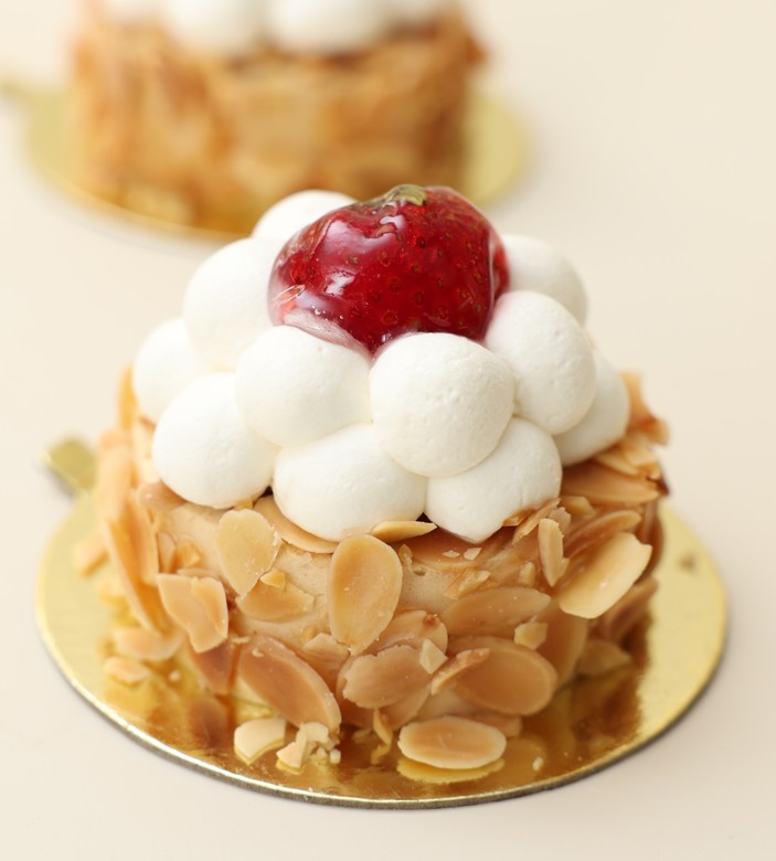 vanilla almond cake
